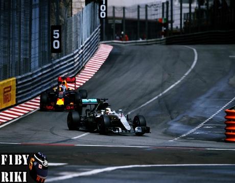 Resumen del GP de Mónaco 2016 - Hamilton supera a Ricciardo y Perez se monta en el podio