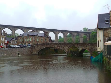 Dinan, ciudad medieval y Saint-Suliac, un bonito pueblo bretón Dinan, ciudad medieval y Saint-Suliac, un bonito pueblo bretón