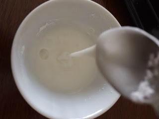 TRENZAS DE HOJALDRE CON MERMELADA DE ARÁNDANOS Y ALMENDRAS