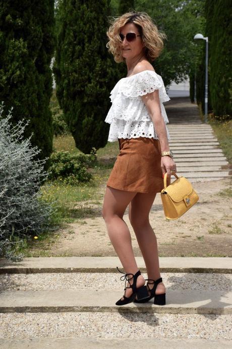 Off-shoulders-suede-lace-up-heels-crop-top