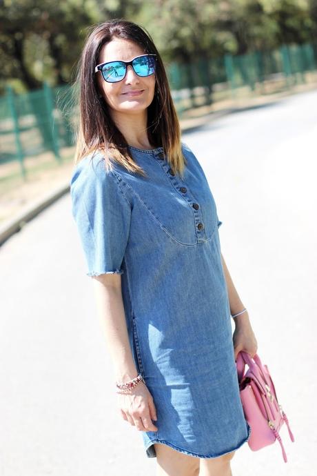 Con vestido denim