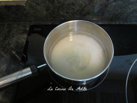 Tarta de crema de naranja, con merengue