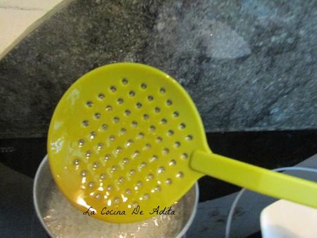 Tarta de crema de naranja, con merengue