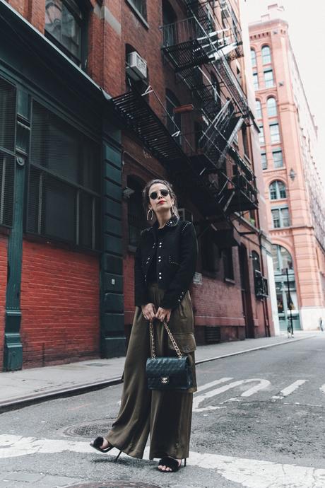 Khaki_Trousers-Sandro_Suede_Jacket-BNKR_Sandals-Fur_Sandals-Chanel_Bag-Outfit-Street_Style-NYC-37