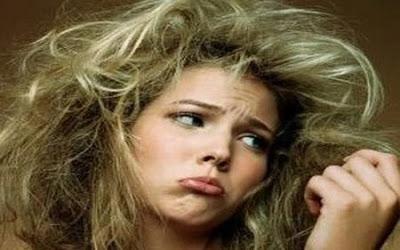 COMO ELIMINAR EL FRIZZ EN EL CABELLO