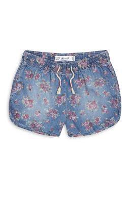 PANTALONES CONVERTIDOS EN SHORTS: LA MEJOR MADRE