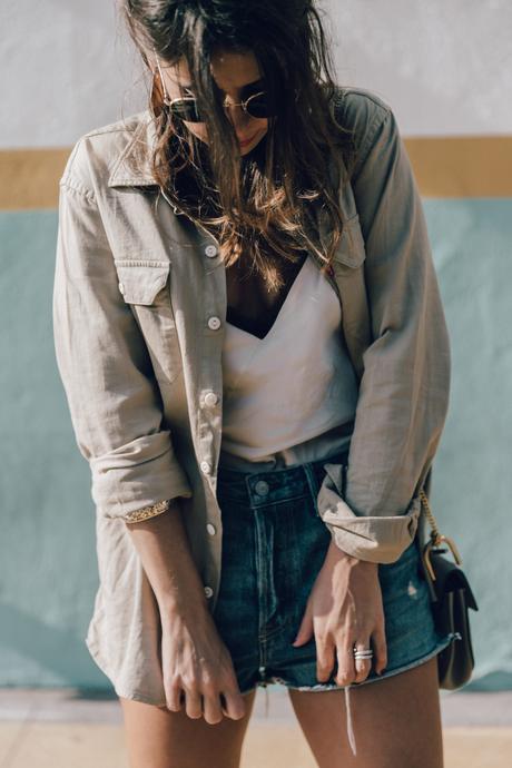Levis_Shirt-GRLFRND_Denim-Chloe_Bag-Los_Angeles-Shorts-Outfit-Street_Style-Ray_Ban-Street_Style-Collage_Vintage-38