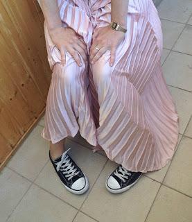 LONG PINK PLATED SKIRT