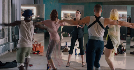El arte de bailar con tacones de Louboutin.