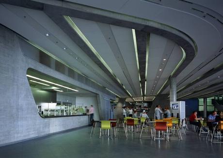 Why I ♥ Zaha Hadid Why I ♥ Zaha Hadid