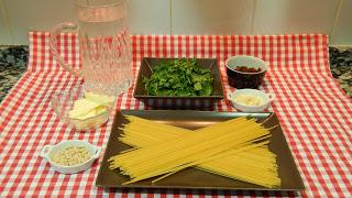 Receta fácil de espaguetis con espinacas