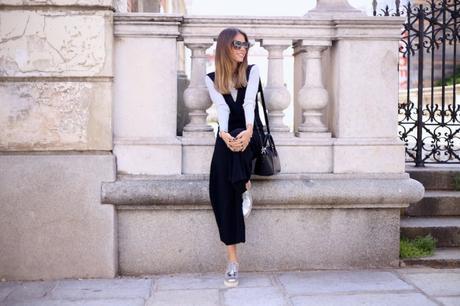 Jumpsuits turn IMG_5930