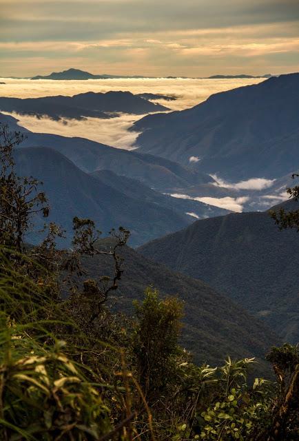 Parque Nacional Cotapata: montañas, horizontes y cascadas