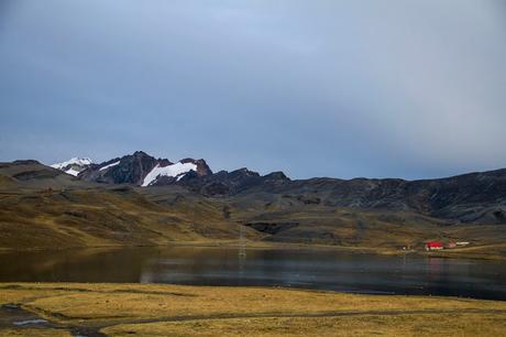 Parque Nacional Cotapata: montañas, horizontes y cascadas