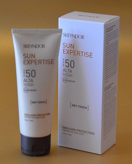 “Sun Expertise – Dry Touch SPF50” de SKEYNDOR – una nueva forma de entender la protección solar