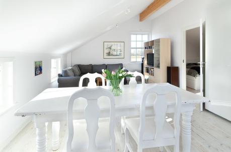 porches terrazas madera estilo nórdico escandinavo diseño casas suecas decoración nórdica decoración mansiones decoración hamptons new england contraventanas casas grandes distribucion casas de madera 