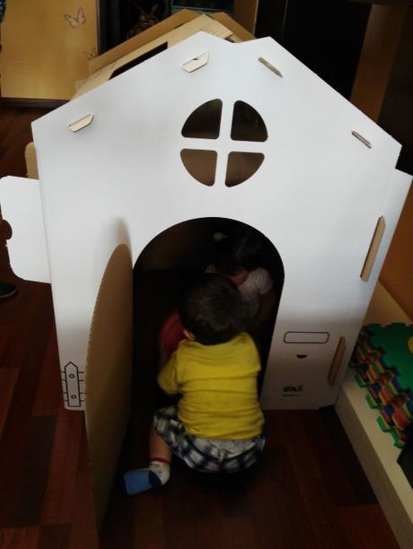 Casitas de cartón para niños, ¡su propio espacio en casa!