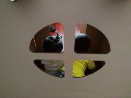 Casitas de cartón para niños, ¡su propio espacio en casa!