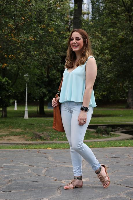 Outfit chic y casual de diario para primavera