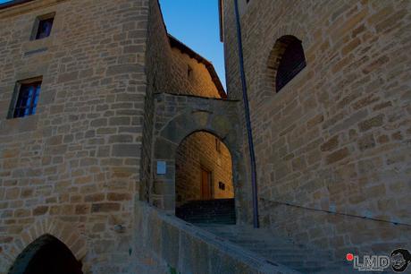 NO TE VAYAS DE NAVARRA: MONASTERIOS, FORTALEZAS Y CASTILLOS