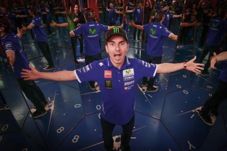 _gp_6439.gallery_full_top_fullscreen