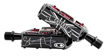 Crank Brothers presenta la edición limitada Mallet DH Steve Peat Signature