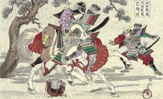Tomoe Gozen desafiando al samurái del clan Taira.