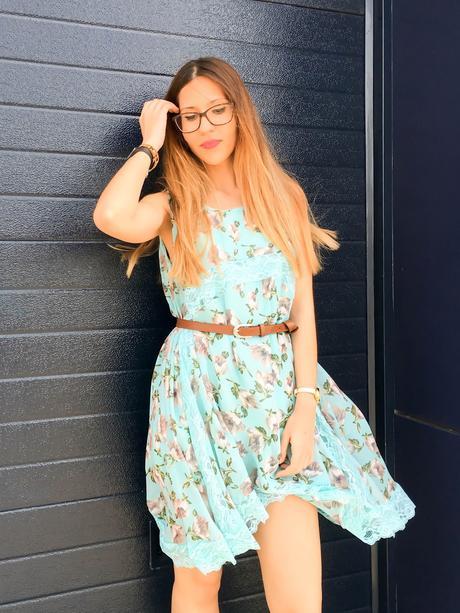 GREENISH BLUE GREENISH BLUE