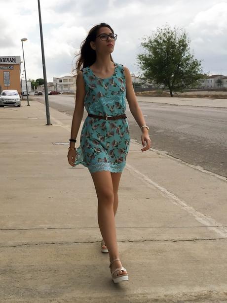 GREENISH BLUE GREENISH BLUE