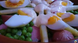 Ensalada de guisantes con espárragos