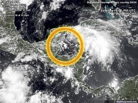 Zona de baja presión en el Mar Caribe muy cerca de evolucionar a un ciclón tropical