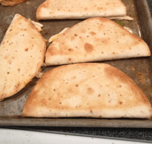 Receta de Quesadillas de ternera con cebolla confitada quesadillas al horno