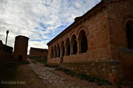 Iglesia románica de San Martín Rejas de San Esteban Soria