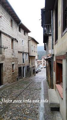 La pequeña y encantadora ciudad de Frías, en Burgos