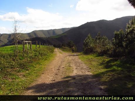 Bajando a Allande, desvío a la derecha