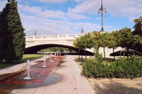 Para disfrutar en primavera o verano, los parques urbanos son una gran alternativa (aquí 6 sugerencias)