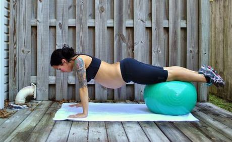 Mi bebé viene de nalgas ¿Qué puedo hacer? Mi bebé viene de nalgas ¿Qué puedo hacer?