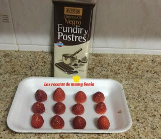 TABLETA DE CHOCOLATE CON FRESAS A MI ESTILO PARA MI YERNO