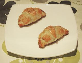 Mini croissants rellenos de tortilla