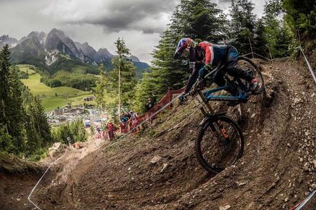 Copa del Mundo DH 2016 #4, Leogang: Gwin gana (con cadena) y Rachel Atherton hace historia con un 10 de 10