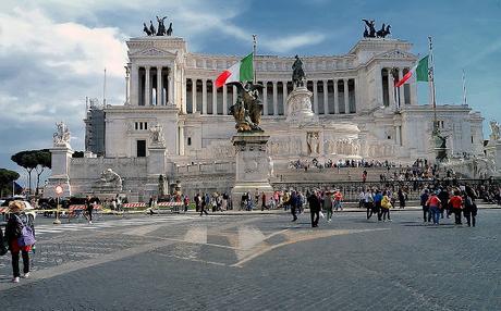 Il Vittoriano, el Duce, y la antigua Roma a nuestros pies...