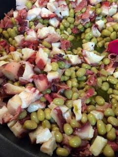 ENSALADA DE HABITAS BABY, PULPO Y JAMON