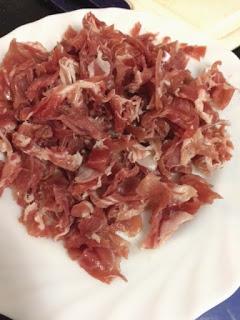 ENSALADA DE HABITAS BABY, PULPO Y JAMON