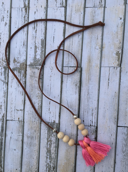 DIY : COLLAR CON BORLAS