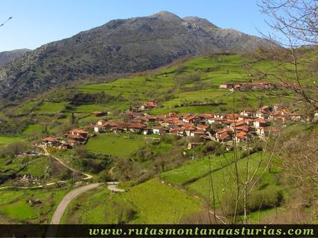 Vista de Bermiego, Quirós