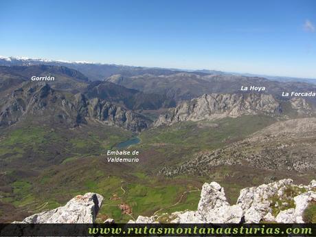 El Gorrión, Forcada y Hoya desde el Pelitrón