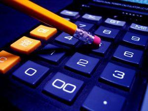 Cómo Administrar Mi Dinero (y No Morir En El Intento)