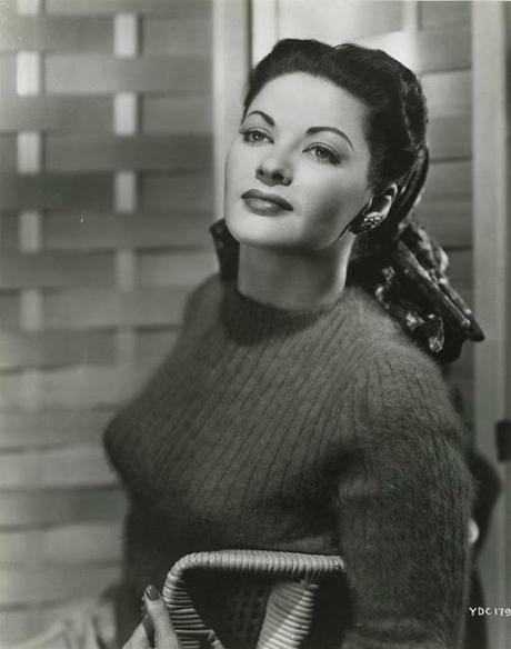 YVONNE DE CARLO (1922-1997)