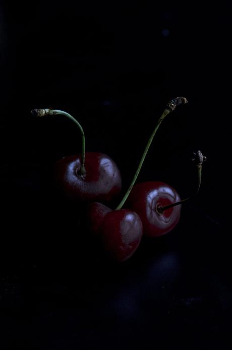 TARTALETAS DE TRUFA Y CEREZAS