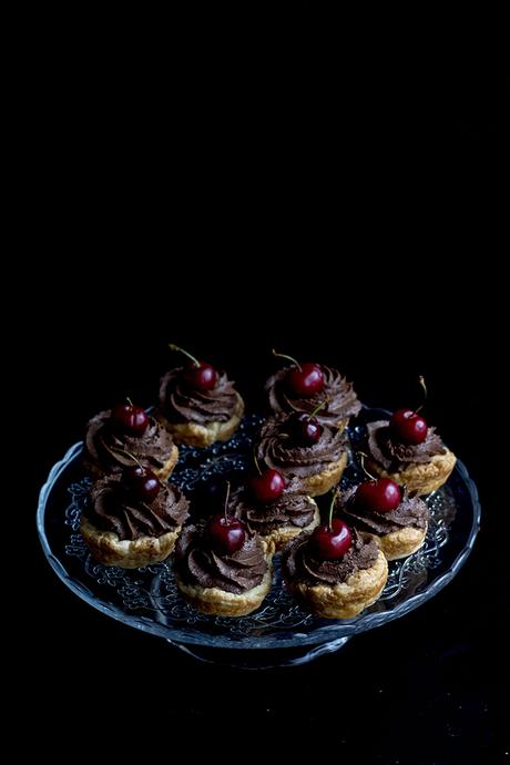 TARTALETAS DE TRUFA Y CEREZAS